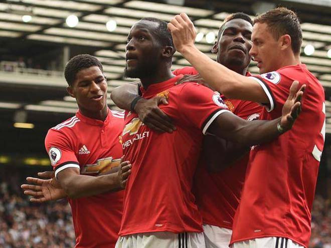 MU hướng tới "cú đúp": Mourinho không phải “HLV truyền thống” MU hướng tới "cú đúp": Mourinho không phải “HLV truyền thống”