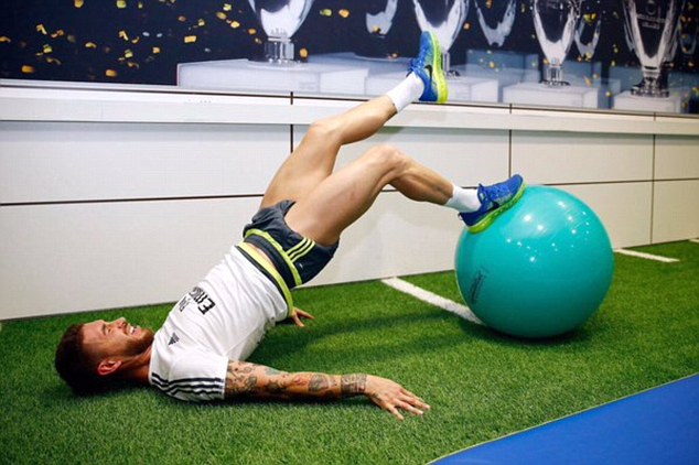 Ramos cuồng tập gym nhất nhì Real Madrid - 4