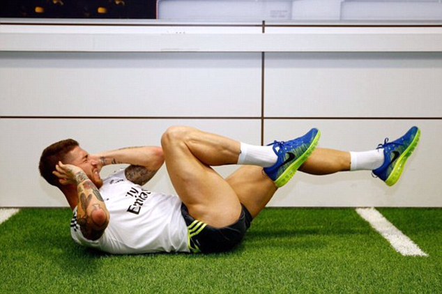 Ramos cuồng tập gym nhất nhì Real Madrid - 3