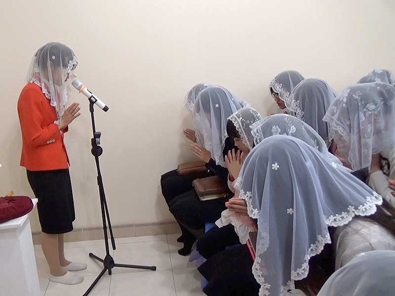 Nóng 24h qua: “Hội thánh Đức Chúa Trời Mẹ” bị công an đột kích, thu giữ nhiều tài liệu Nóng 24h qua: “Hội thánh Đức Chúa Trời Mẹ” bị công an đột kích, thu giữ nhiều tài liệu