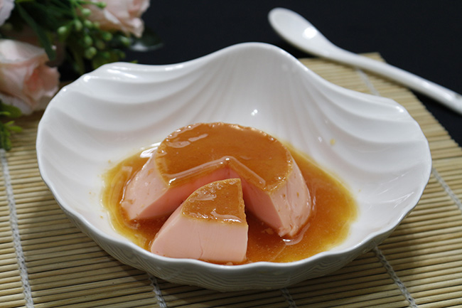 Bánh flan dâu tây mềm mịn ngọt ngào mà cách làm không hề khó - 1