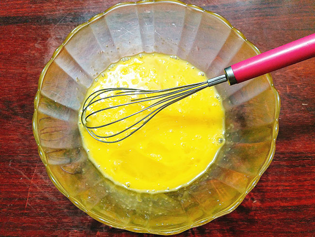 Bánh flan dâu tây mềm mịn ngọt ngào mà cách làm không hề khó - 5