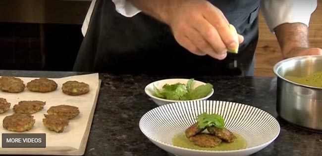 "Khóc thét" trước món ăn kinh dị được làm từ ấu trùng ruồi giấm - 8