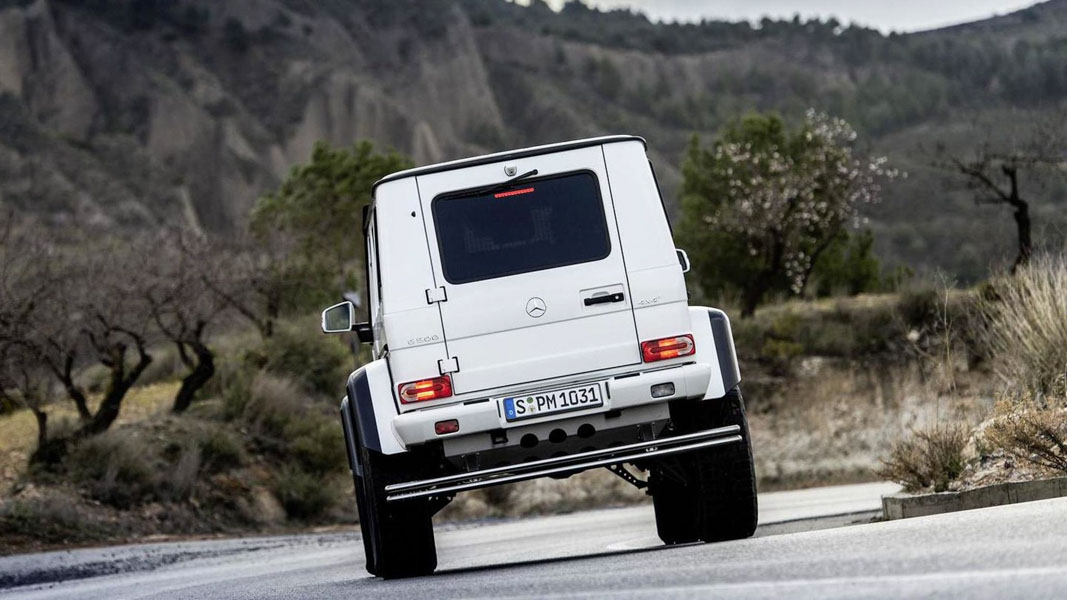Mercedes-Benz G500 4 × 4² thêm chất chơi off-road hơn từ hãng độ Creative Designs