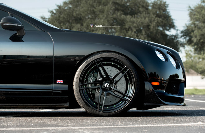Siêu xe nhà Bentley được lên đời bộ mâm hàng hiệu 3000 USD - 3