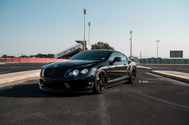 Siêu xe nhà Bentley được lên đời bộ mâm hàng hiệu 3000 USD - 2