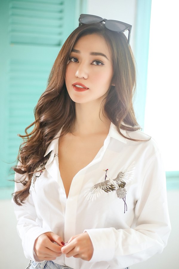 Khánh My: "Tôi không ngủ với đại gia để đổi đồ hiệu" Khánh My: "Tôi không ngủ với đại gia để đổi đồ hiệu"