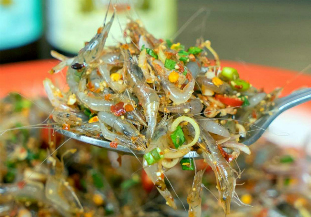 Khóc thét 4 loại đặc sản tươi sống vẫn “ngoe nguẩy” trong miệng - 2