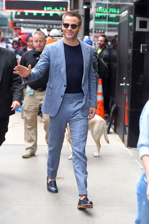 “Thuyền trưởng” Chris Pine: Từ cậu bé quê mùa đến quý ông của những bộ suit - 3