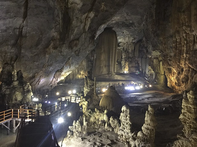 Về Quảng Bình khám phá những hang động nổi tiếng thế giới - 4