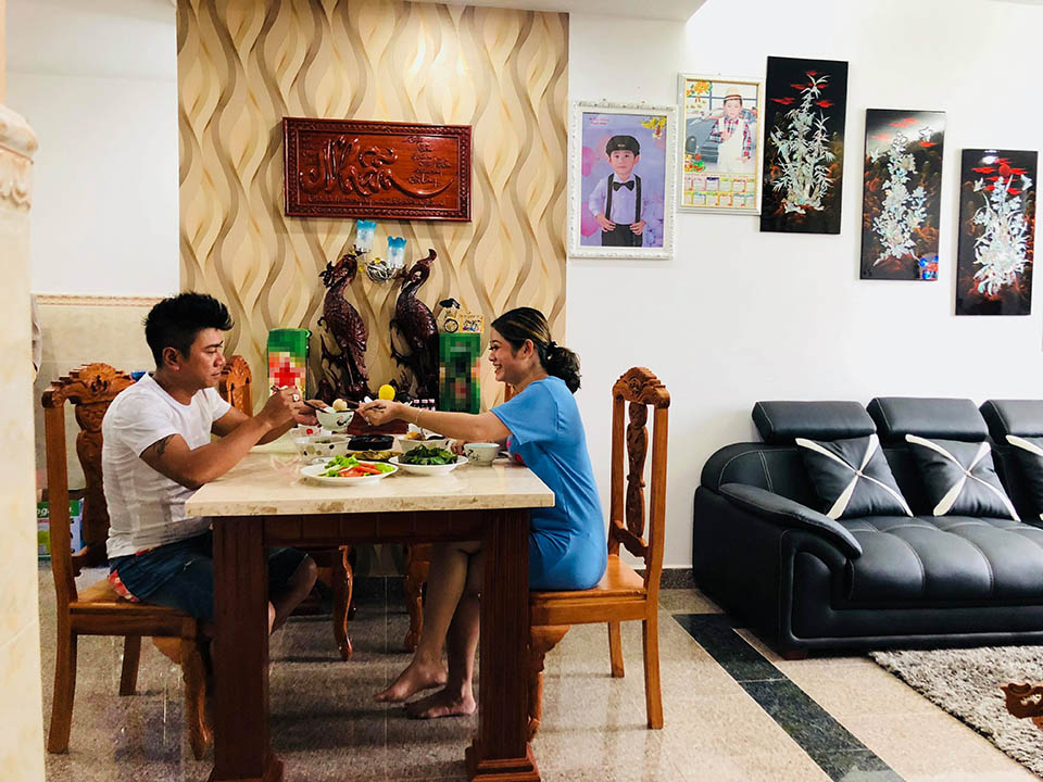 Thăm nhà ca sĩ cát-xê 100 triệu đồng bỗng "mất tích", chuyển nghề thợ mộc - 6