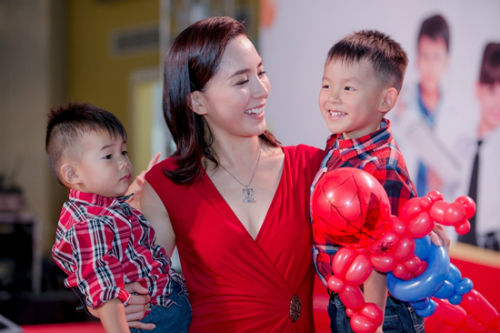 Cuộc sống như bà hoàng của 5 hoa hậu, người mẫu Việt lấy chồng tỷ phú - 4