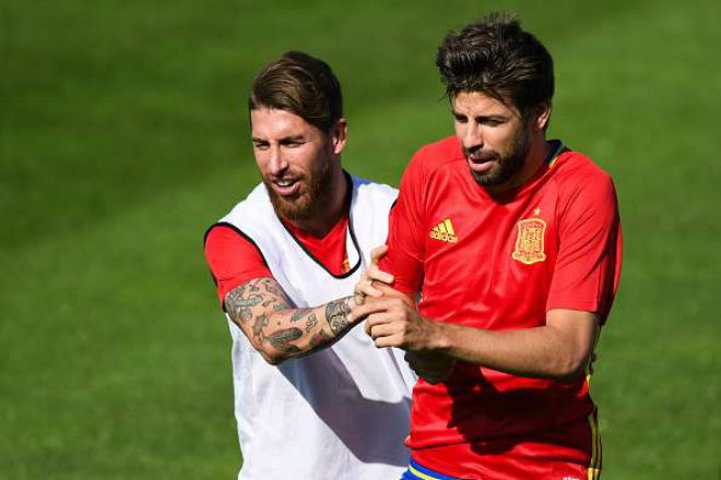 “Ông trùm” khét tiếng World Cup: Đại ca Ramos ra oai, Real áp đảo phe Barca - 1