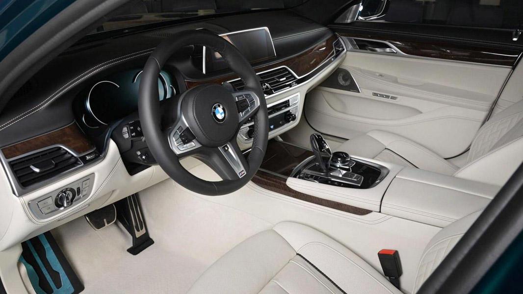 Ngắm BMW M760Li &#39;&#39;hàng thửa&#39;&#39; cho đại gia tại Abu Dhabi - 6