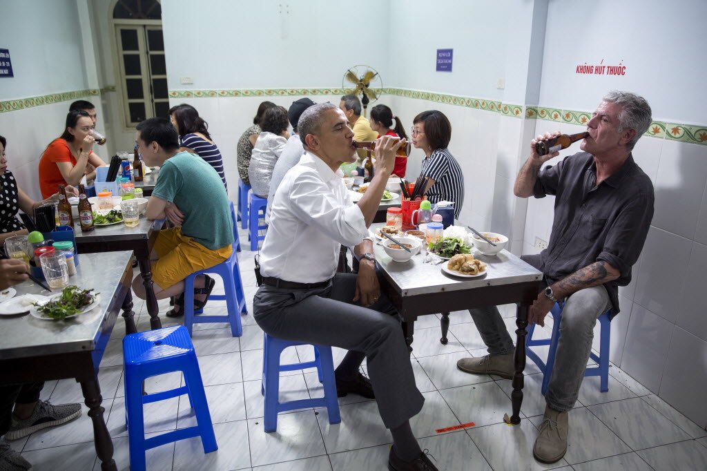 Người ăn bún chả cùng Obama: Việt Nam đã thay đổi cuộc đời tôi - 2