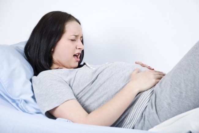 Những nguyên nhân không ngờ có thể gây sinh non, mẹ bầu cần tránh ngay - 1