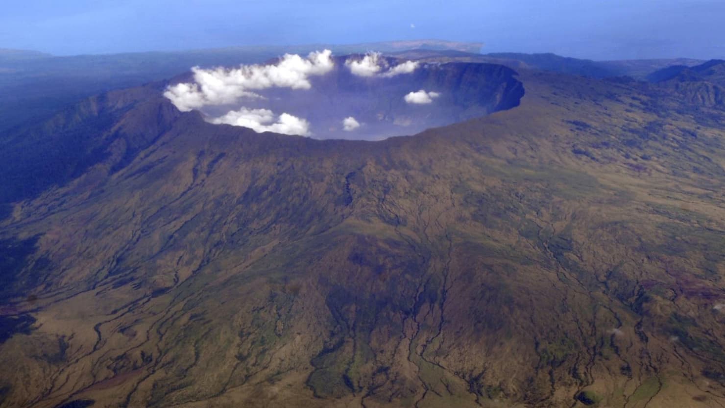 Vụ nổ núi lửa khủng khiếp nhất, làm mất mùa hè và 80.000 người chết - 4
