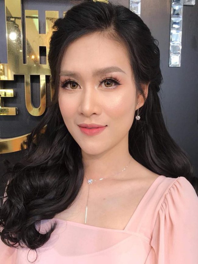 Nguyệt "thảo mai” bị nghi phẫu thuật thẩm mỹ khi xuất hiện với gương mặt lạ - 3