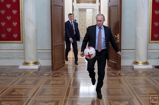 Tầm nhìn xa của Putin khi quyết đăng cai World Cup 2018 - 2