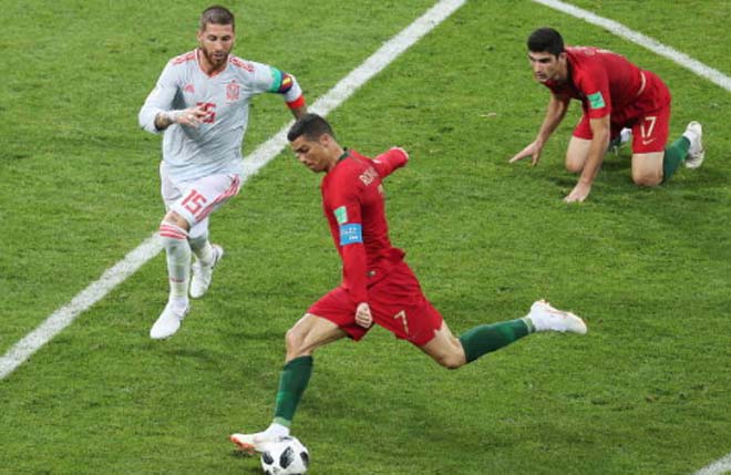 Góc chiến thuật Bồ Đào Nha – Tây Ban Nha: Thầy giỏi, trò hay & vận may Ronaldo - 2