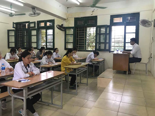 Hơn 4.100 thí sinh bỏ thi môn Ngữ văn sáng nay - 1