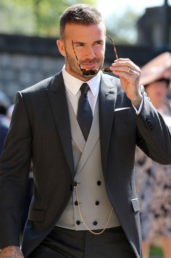 43 tuổi, David Beckham vẫn gây sốt vì mặc suit quá đẹp - 5
