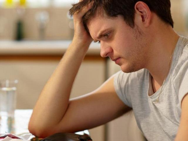 Quá lâu không làm "chuyện ấy", nam giới đối mặt với những nguy cơ này