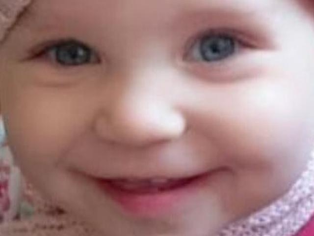 Bé gái chết vì bị dính miếng dán giảm đau từ mẹ