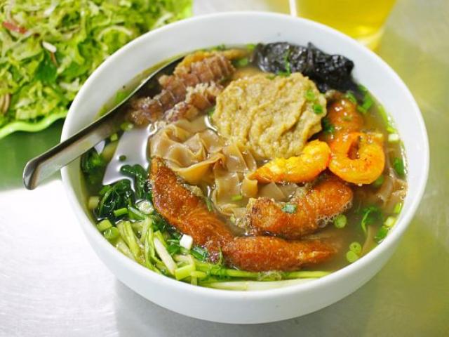 Bún cá cay, món ăn mang hương vị riêng của đất Cảng