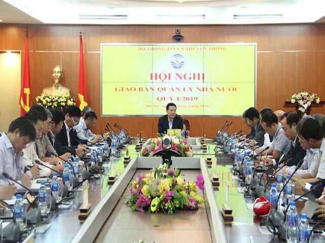 Phá &#34;thế chân vạc&#34; của Viettel, VinaPhone và MobiFone để phát triển thị trường di động