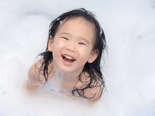 Mẹ đừng "bỏ quên" đề kháng da khi chăm sóc sức đề kháng cho trẻ