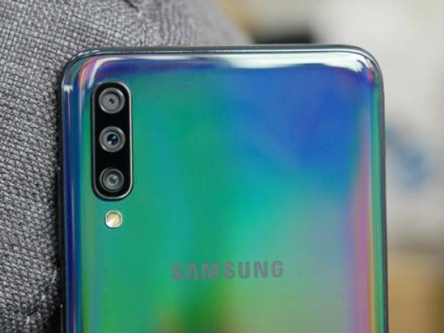 Lộ diện smartphone trang bị camera 64 MP siêu khủng của Samsung Lộ diện smartphone trang bị camera 64 MP siêu khủng của Samsung