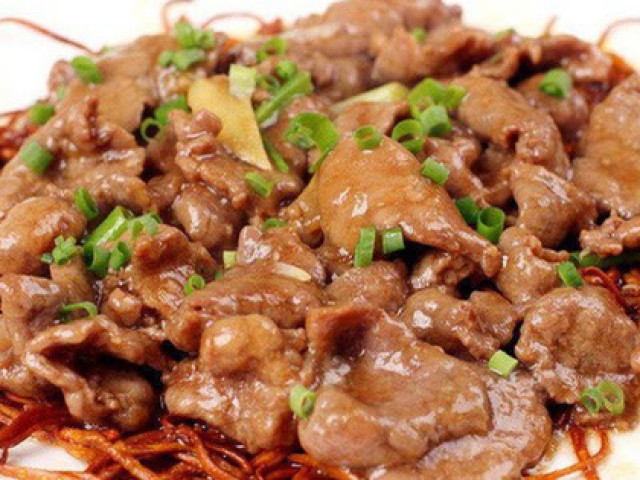 Thêm chút nước đặc biệt này, thịt bò xào lúc nào cũng mềm tan, thơm ngon bất bại Thêm chút nước đặc biệt này, thịt bò xào lúc nào cũng mềm tan, thơm ngon bất bại