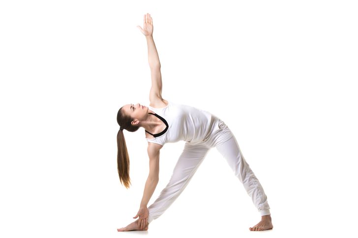 Những động tác yoga giúp chị em cải thiện vòng 1 săn gọn, hình dáng đẹp - 3