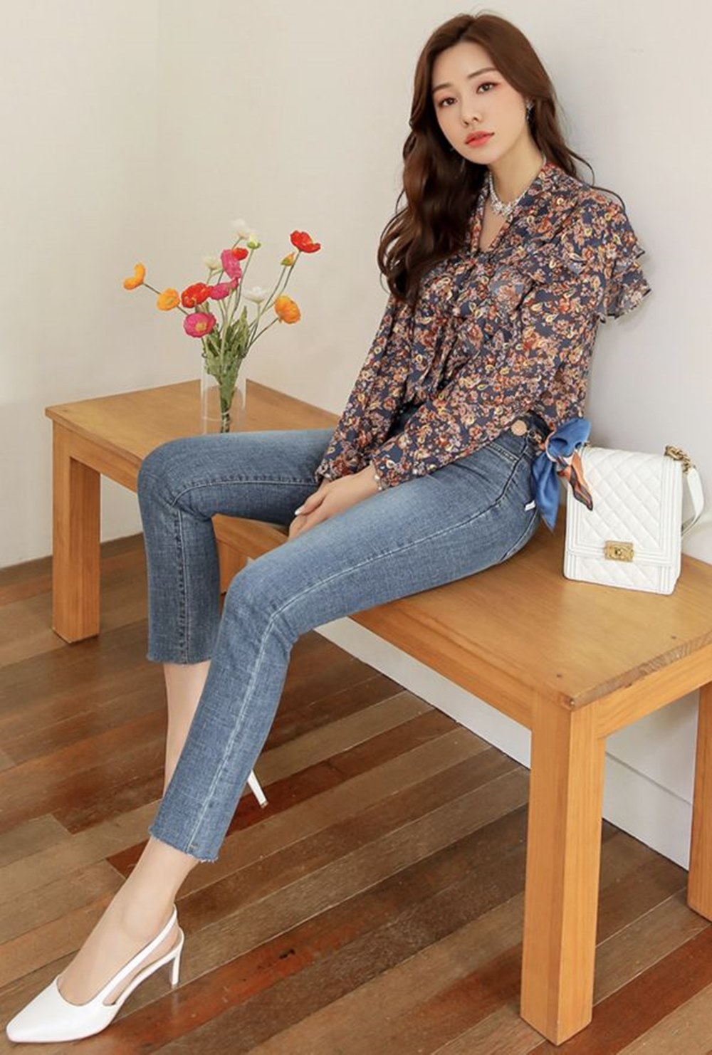Mỹ nữ Hàng Châu thu hút sự chú ý vì chọn chiếc quần jean &#34;độ&#34; dáng - 7