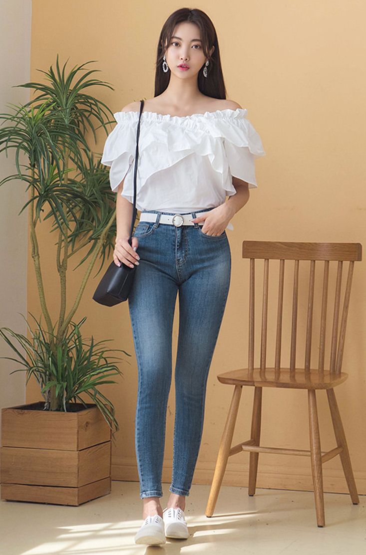 Mỹ nữ Hàng Châu thu hút sự chú ý vì chọn chiếc quần jean &#34;độ&#34; dáng - 6