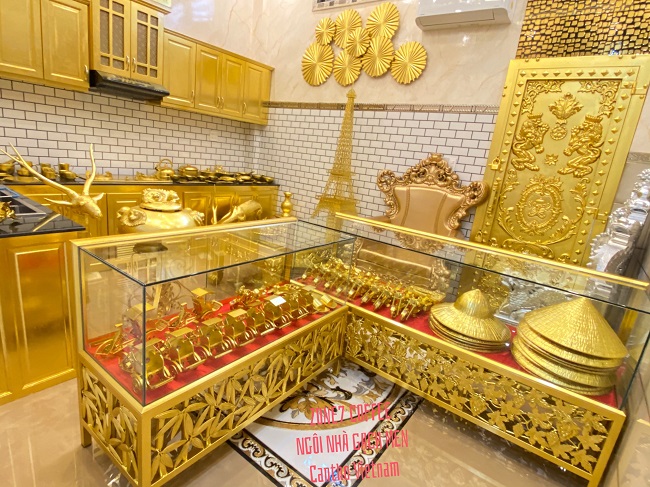 “Thừa tiền”, đại gia Việt đua nhau xây lâu đài dát vàng, nội thất toàn gỗ quý - 4