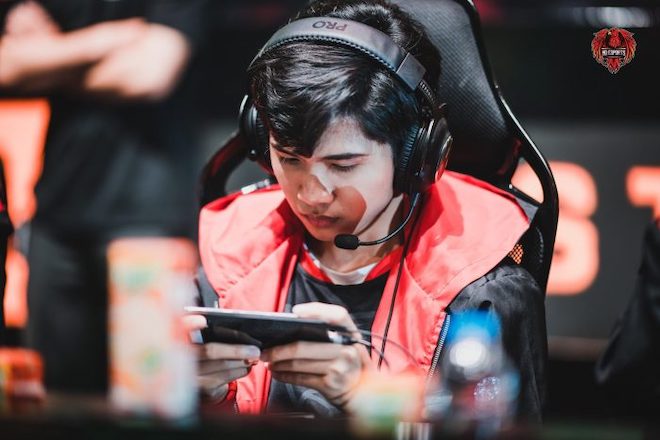 Đội trưởng HQ Esports - top 5 Free Fire thế giới: 'Khó khăn lớn nhất là gia đình' - 3