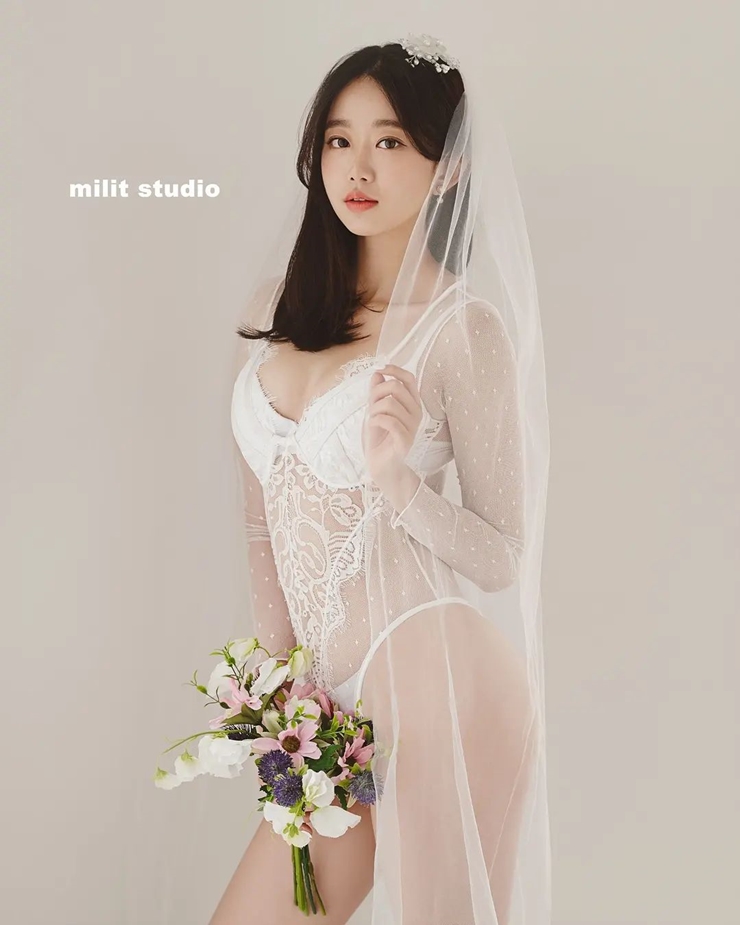 Mặc nội y chụp ảnh cưới, các cô dâu châu Á khoe body quyến rũ người nhìn 11