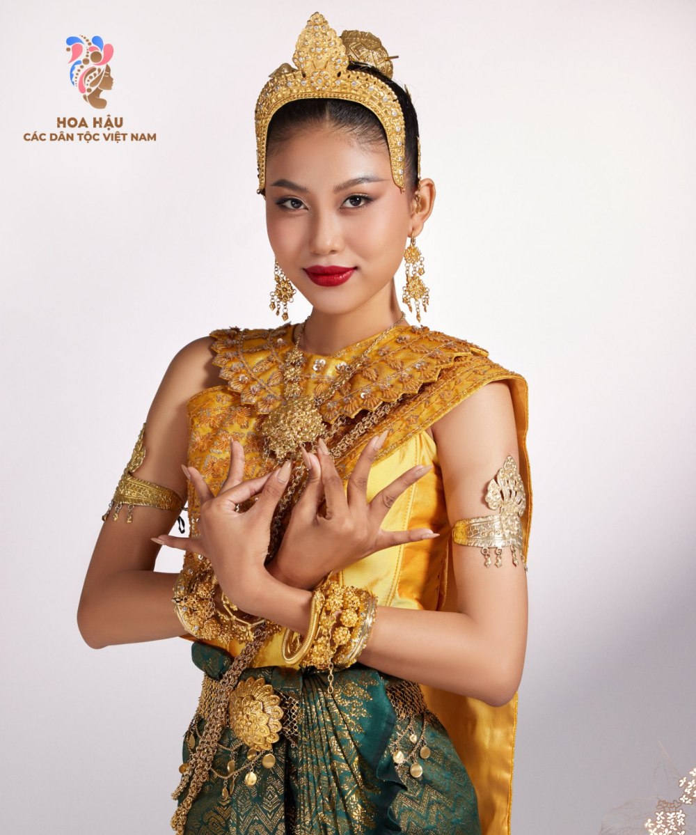 Nữ sinh dân tộc Tày xinh như mộng, được dự đoán là Hoa hậu các dân tộc Việt Nam - 8