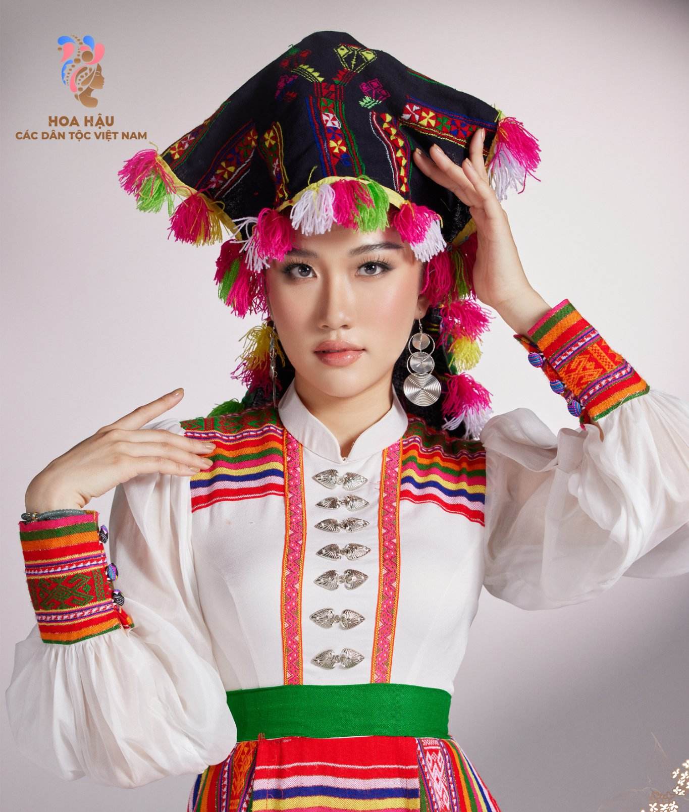 Nữ sinh dân tộc Tày xinh như mộng, được dự đoán là Hoa hậu các dân tộc Việt Nam - 5