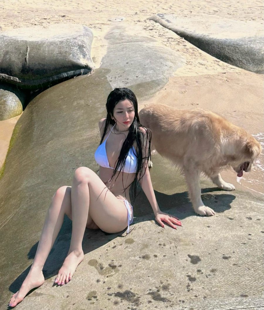 'Nữ sinh hot nhất Sài thành' gây hiểu lầm nghiêm trọng khi mặc bikini khiêm tốn - 1