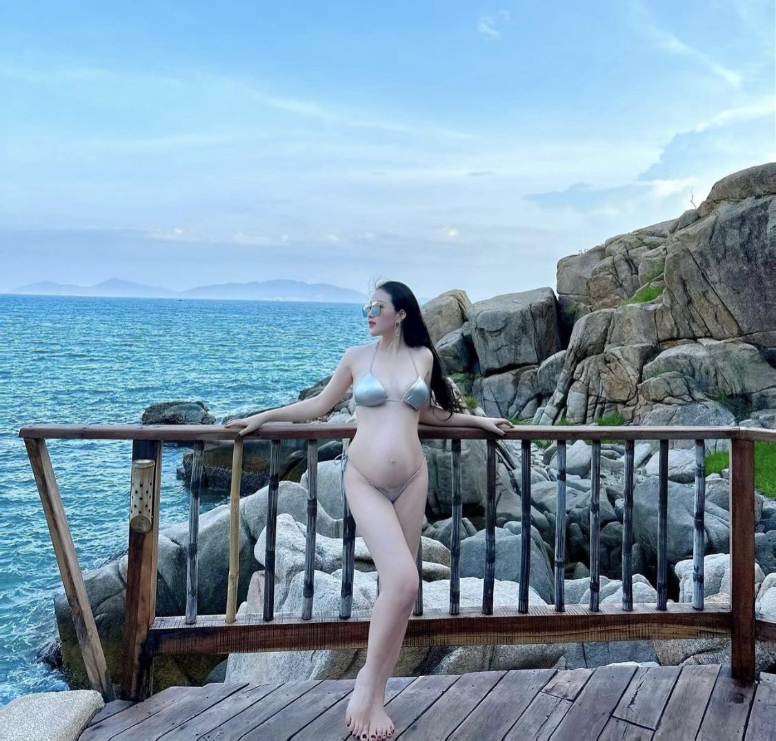 'Cô dâu 200 cây vàng Nam Định' giữ vóc dáng thon thả dù đang mang bầu lần 3 - 2