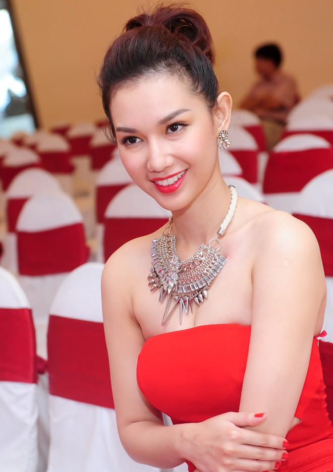 Lười tập thể dục, MC Quỳnh Chi vẫn sexy vô bờ bến nhờ đâu? - 5