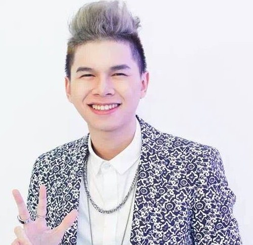 Hành trình biến dạng mặt vì thẩm mỹ của Hoàng Tôn - 3