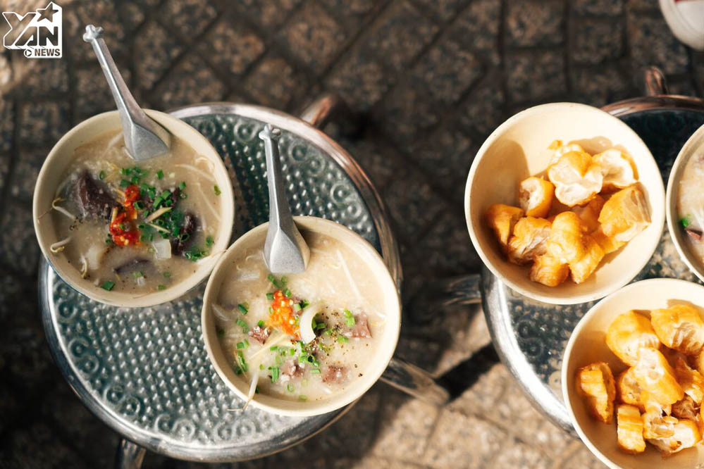 Quán ăn vỉa hè, khách cứ kéo đến đông nghịt ở Sài Gòn - 2