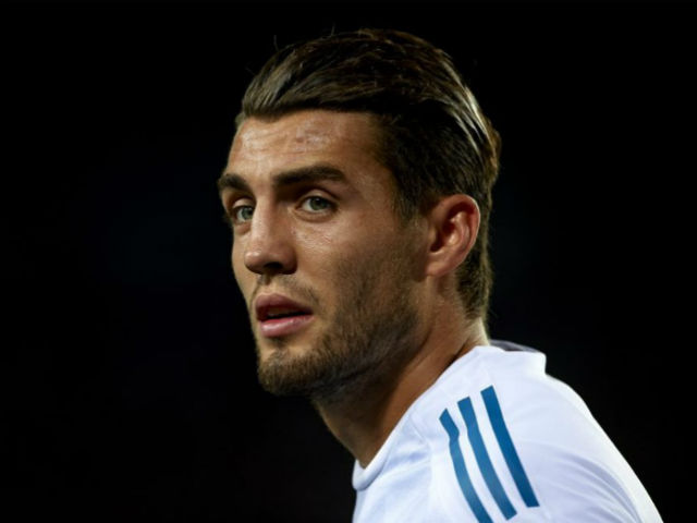 Chuyển nhượng HOT 7/8: SAO Real Madrid bỏ tập đ&ograve;i ra đi