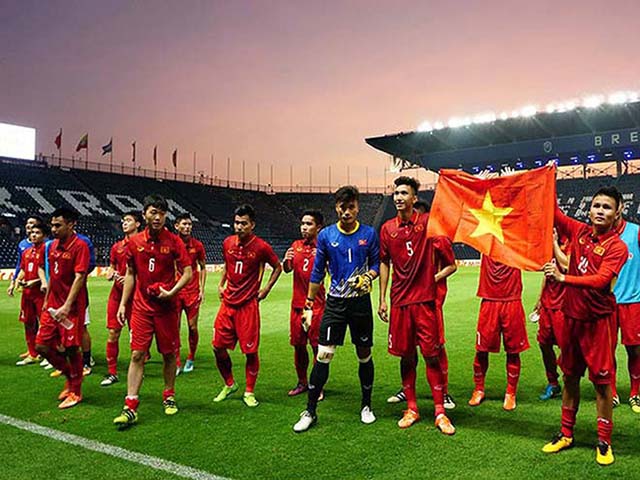 U23 Việt Nam: 1 năm từ thời Hữu Thắng đến "chiếc đũa thần" Park Hang Seo