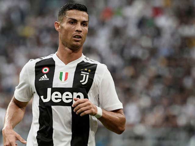 Chuyển nhượng h&egrave; 2018: "Bom tấn" Ronaldo, Juventus thống trị ch&acirc;u &Acirc;u