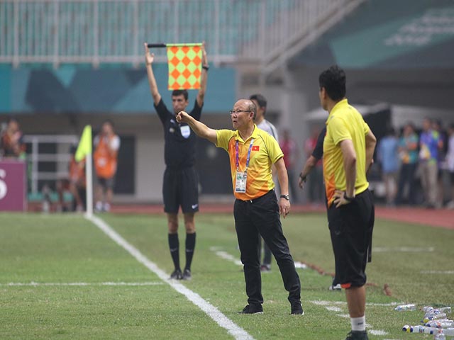 U23 VN rực rỡ ASIAD: HLV Park Hang Seo vẫn đau đ&aacute;u thua H&agrave;n Quốc